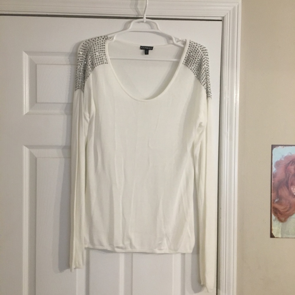 Long sleeve Express sweater